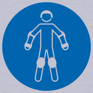 MP11472: Mandatory: Wear protective roller sport equipment