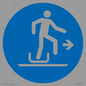 MP11476: Mandatory: Alighting from toboggan to the right