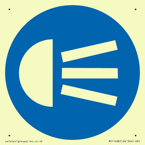 MP11488: Mandatory: Use navigation lights