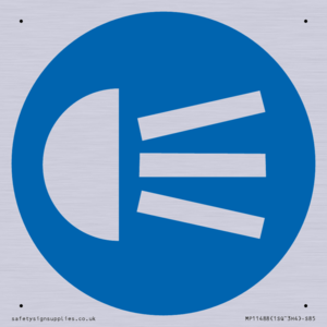 MP11488: Mandatory: Use navigation lights