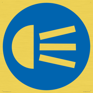 MP11488: Mandatory: Use navigation lights
