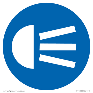 MP11488: Mandatory: Use navigation lights