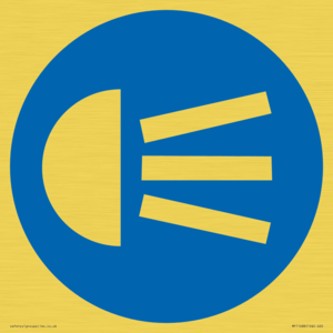 MP11488: Mandatory: Use navigation lights