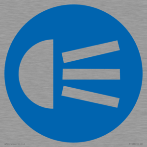 MP11488: Mandatory: Use navigation lights