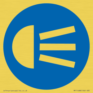 MP11488: Mandatory: Use navigation lights