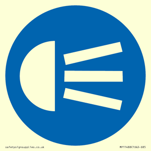 MP11488: Mandatory: Use navigation lights