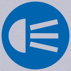 MP11488: Mandatory: Use navigation lights