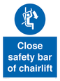 MP7517: Close safety bar of chairlift