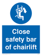 MP7517: Close safety bar of chairlift