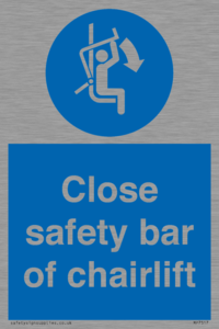 MP7517: Close safety bar of chairlift