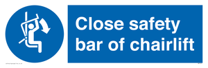 MP7517: Close safety bar of chairlift