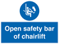 MP7518: Open safety bar of chairlift