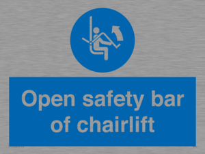 MP7518: Open safety bar of chairlift
