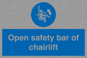 MP7518: Open safety bar of chairlift