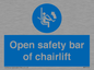 MP7518: Open safety bar of chairlift