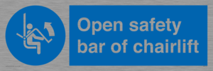 MP7518: Open safety bar of chairlift