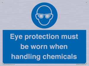 MP7545: Eye protection must be worn when handling chemicals