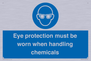 MP7545: Eye protection must be worn when handling chemicals