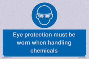 MP7545: Eye protection must be worn when handling chemicals