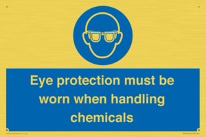 MP7545: Eye protection must be worn when handling chemicals