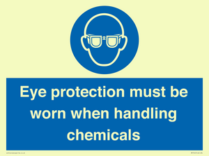 MP7545: Eye protection must be worn when handling chemicals