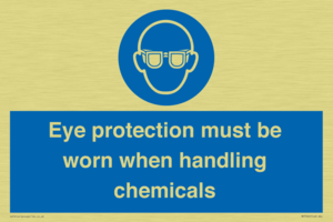 MP7545: Eye protection must be worn when handling chemicals
