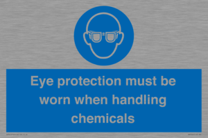 MP7545: Eye protection must be worn when handling chemicals
