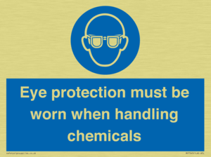 MP7545: Eye protection must be worn when handling chemicals