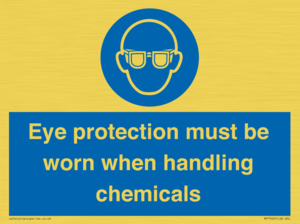 MP7545: Eye protection must be worn when handling chemicals