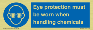MP7545: Eye protection must be worn when handling chemicals