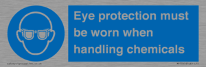 MP7545: Eye protection must be worn when handling chemicals
