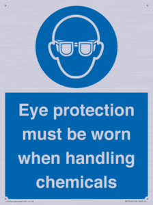 MP7545: Eye protection must be worn when handling chemicals