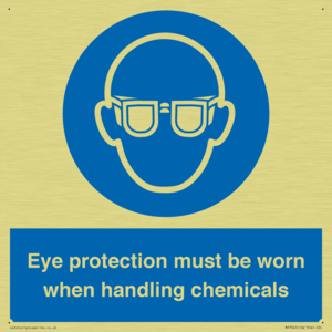 MP7545: Eye protection must be worn when handling chemicals