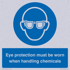 MP7545: Eye protection must be worn when handling chemicals