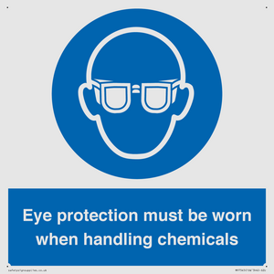 MP7545: Eye protection must be worn when handling chemicals
