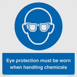 MP7545: Eye protection must be worn when handling chemicals