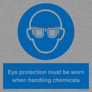 MP7545: Eye protection must be worn when handling chemicals