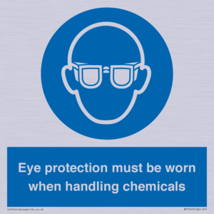 MP7545: Eye protection must be worn when handling chemicals