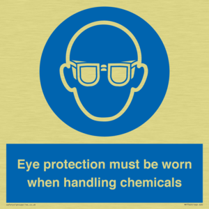 MP7545: Eye protection must be worn when handling chemicals