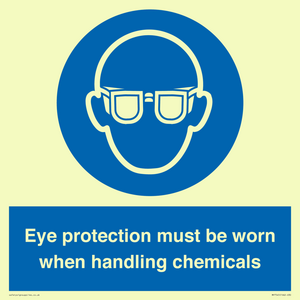 MP7545: Eye protection must be worn when handling chemicals