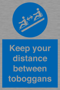 MP7548: Keep your distance between toboggans