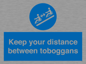 MP7548: Keep your distance between toboggans