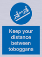 MP7548: Keep your distance between toboggans