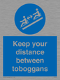 MP7548: Keep your distance between toboggans