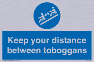 MP7548: Keep your distance between toboggans