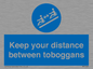 MP7548: Keep your distance between toboggans