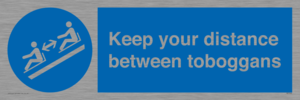 MP7548: Keep your distance between toboggans