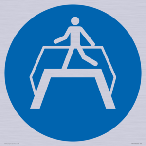 MV11419: Mandatory: Use footbridge