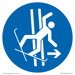 MV11443: Mandatory: Immediately leave the tow-track in the event of falling