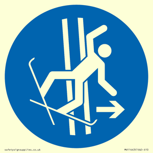 MV11443: Mandatory: Immediately leave the tow-track in the event of falling